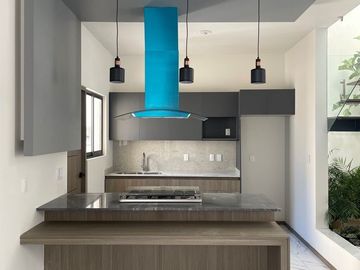 *Casa en VENTA, dentro del Fracc. Jabalí, Altozano en Morelia