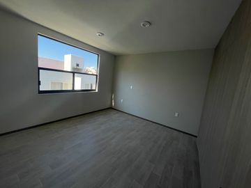 *Casa en VENTA, dentro del Fracc. Jabalí, Altozano en Morelia