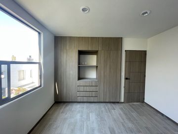 *Casa en VENTA, dentro del Fracc. Jabalí, Altozano en Morelia