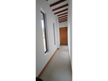 VENTA DE EXCLUSIVA CASA CAMPESTRE EN UNIDAD CERRADA RESERVA SILVESTRE