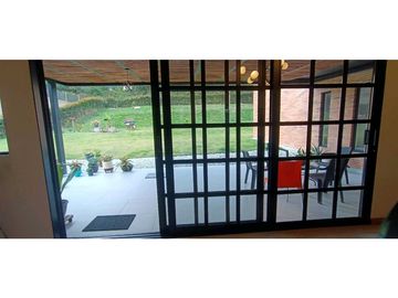 VENTA DE EXCLUSIVA CASA CAMPESTRE EN UNIDAD CERRADA RESERVA SILVESTRE