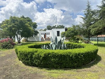 Propiedad en VENTA sobre Carretera Morelia-Pátzcuaro, Municipio de Tiripetío