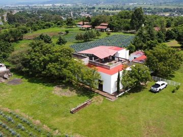 Propiedad en VENTA sobre Carretera Morelia-Pátzcuaro, Municipio de Tiripetío
