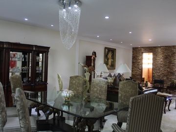 Casa en VENTA dentro del Club de Golf Altozano, en Morelia