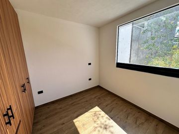 Casa en VENTA, dentro del Fracc. Cañadas del Bosque, Tres Marías, Morelia