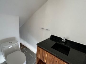 Casa en VENTA, dentro del Fracc. Cañadas del Bosque, Tres Marías, Morelia