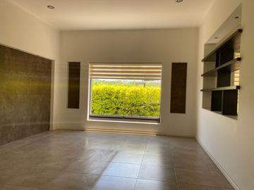 Casa en VENTA de Una Planta dentro del Club de Golf, Tres Marías, en Morelia