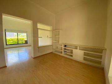 Casa en VENTA de Una Planta dentro del Club de Golf, Tres Marías, en Morelia