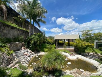 Casa en VENTA de Una Planta dentro del Club de Golf, Tres Marías, en Morelia