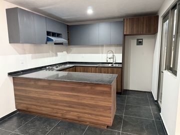 Casa en VENTA en Fracc. Cañadas del Bosque, Tres Marías, Morelia