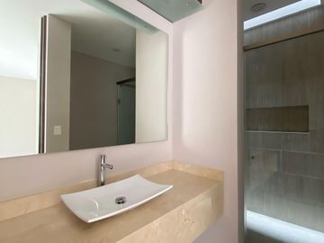 Casa NUEVA en VENTA, dentro del Fracc. Colinas del Sol, Tres Marías en Morelia