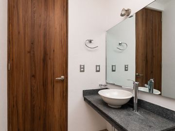 Departamento en VENTA muy cerca de Mirasoles y Misión San Diego, Morelia