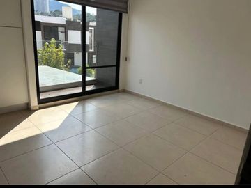 Padrísima casa en VENTA en el FRACC. Lartesi en Altozano, Morelia
