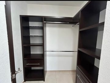 Padrísima casa en VENTA en el FRACC. Lartesi en Altozano, Morelia