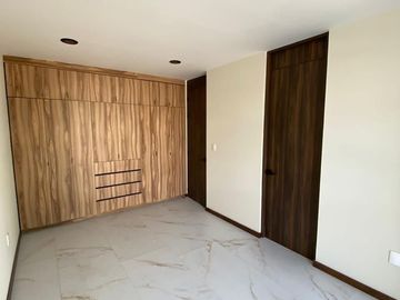 Casa en VENTA, dentro del Coto Alondras, Vistas Altozano en Morelia