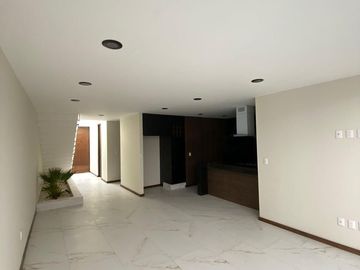 Casa en VENTA, dentro del Coto Alondras, Vistas Altozano en Morelia