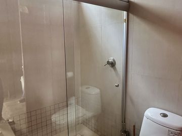 Casa en VENTA dentro del Fracc. Bosques del Paraíso, Mil Cumbres en Morelia