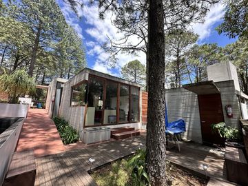 Casa en VENTA dentro del Fracc. Bosques del Paraíso, Mil Cumbres en Morelia
