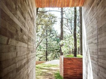Casa en VENTA dentro del Fracc. Bosques del Paraíso, Mil Cumbres en Morelia