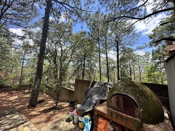 Casa en VENTA dentro del Fracc. Bosques del Paraíso, Mil Cumbres en Morelia