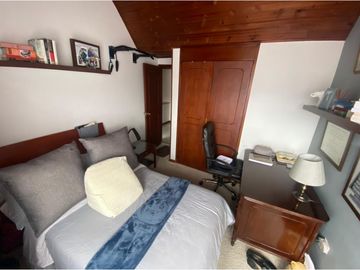 VENDO CASA EN PUENTE LARGO SUBA