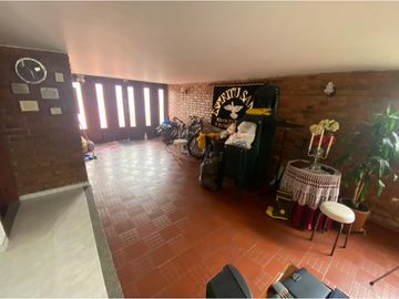 VENDO CASA EN PUENTE LARGO SUBA