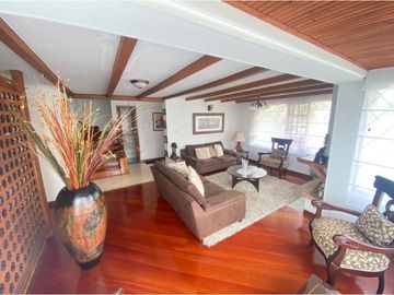 VENDO CASA EN PUENTE LARGO SUBA