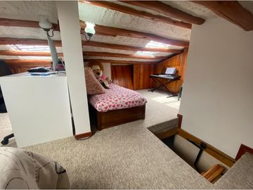 VENDO CASA EN PUENTE LARGO SUBA