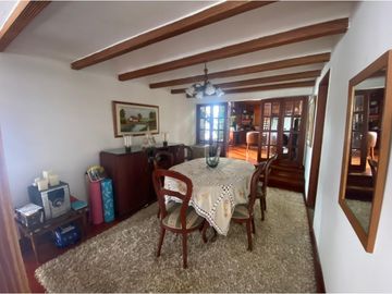 VENDO CASA EN PUENTE LARGO SUBA