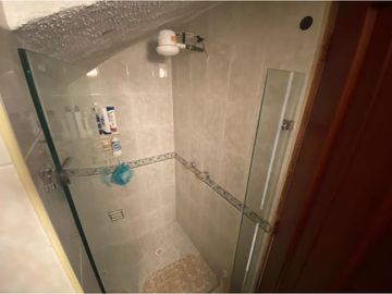 VENDO CASA EN PUENTE LARGO SUBA