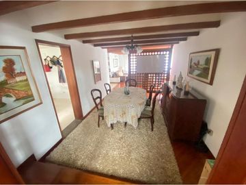 VENDO CASA EN PUENTE LARGO SUBA