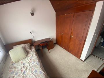 VENDO CASA EN PUENTE LARGO SUBA
