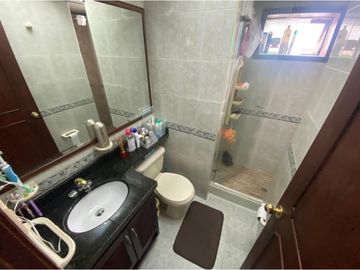 VENDO CASA EN PUENTE LARGO SUBA