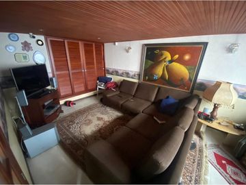 VENDO CASA EN PUENTE LARGO SUBA
