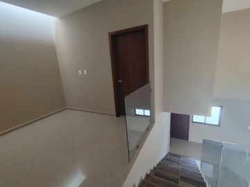 Casa en  VENTA - Lomas del Dorado