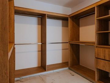 CASA en VENTA - LOMAS DEL DORADO