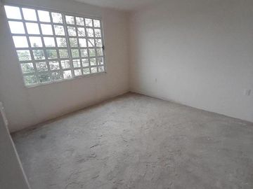 CASA PARA TERMINAR EN VENTA EN LAGO DE GUADALUPE