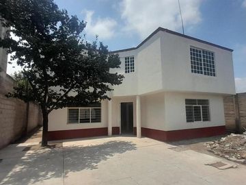 CASA PARA TERMINAR EN VENTA EN LAGO DE GUADALUPE
