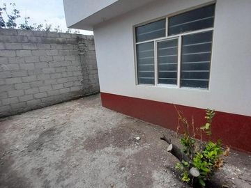 CASA PARA TERMINAR EN VENTA EN LAGO DE GUADALUPE