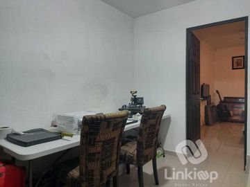 Casa en venta con excedente y alberca en  Acanto residencial Apodaca NL