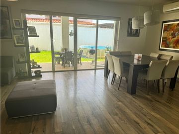 COSTA SUR / QUINTAS DE VERSALLES / 313 M2 / 4 HABITACIONES / DEPOSITO
