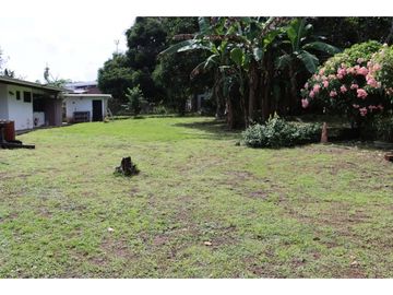 LAS CUMBRES / VILLA ZAITA / 1452 M2 / 4 HABITACION / TERRAZA / JARDIN
