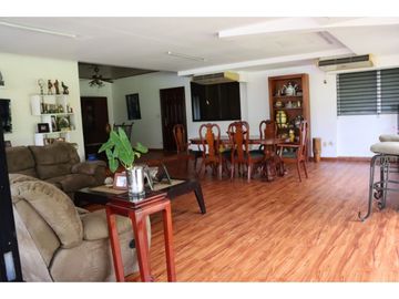 LAS CUMBRES / VILLA ZAITA / 1452 M2 / 4 HABITACION / TERRAZA / JARDIN