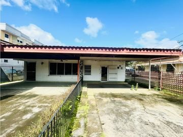 Venta de casa comercial en David, Doleguita