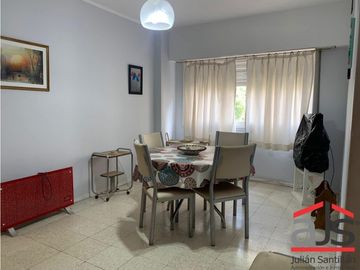 Dos ambientes a una cuadra de Plaza Colón