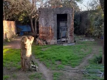 Casa con Departamento en venta en Libertad