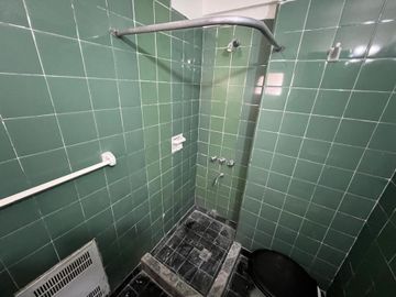 VENTA DEPARTAMENTO MONOAMBIENTE, MUY LUMINOSO!!