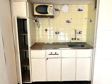 VENTA DEPARTAMENTO MONOAMBIENTE, MUY LUMINOSO!!
