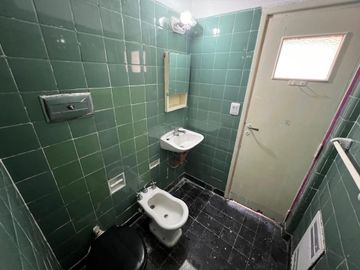 VENTA DEPARTAMENTO MONOAMBIENTE, MUY LUMINOSO!!