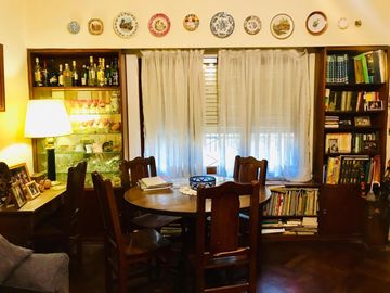 Amplia casa a la venta en Bella Vista